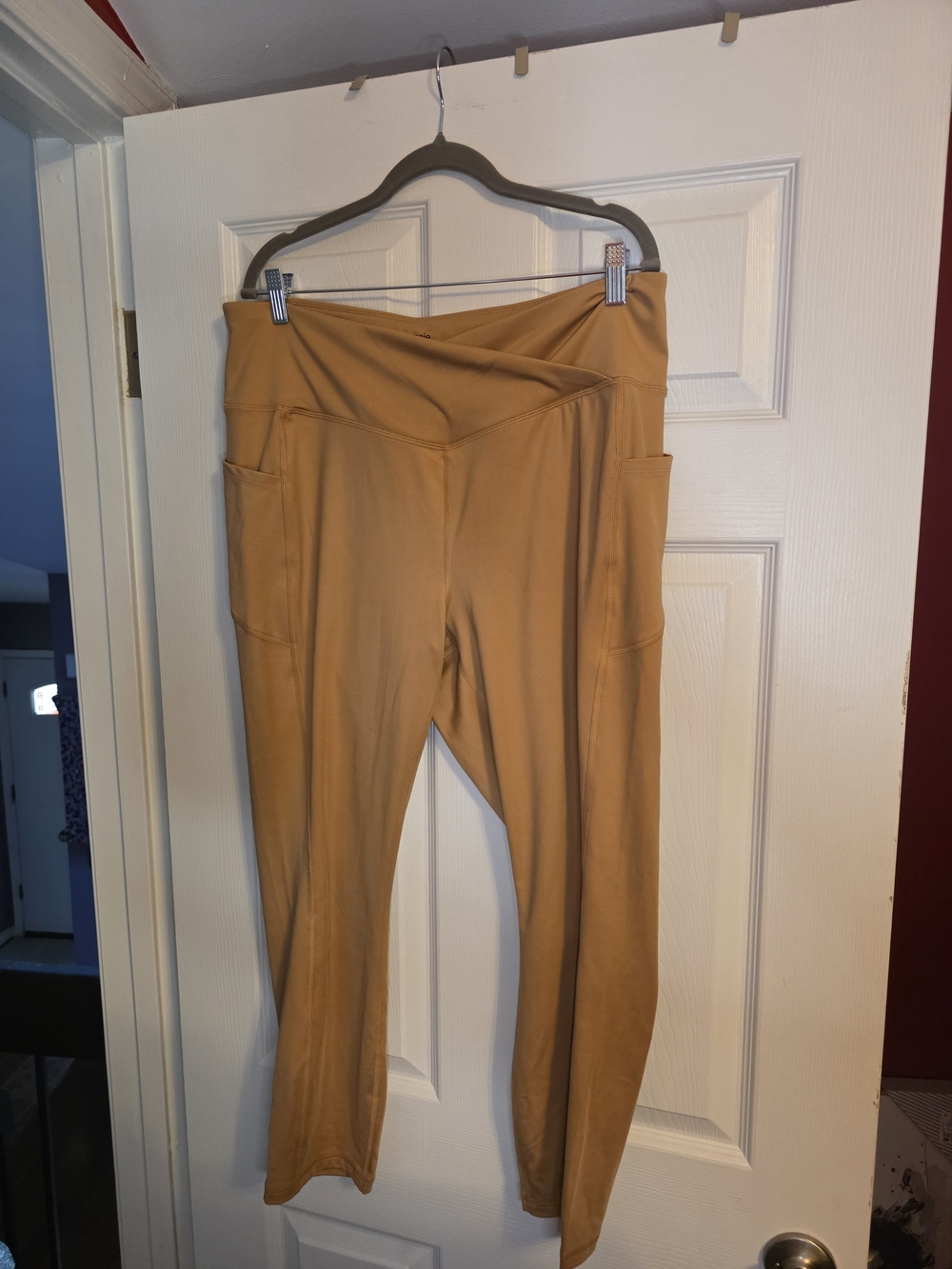 Kensie Mustard Yellow High-Rise Leggings with Side Pockets